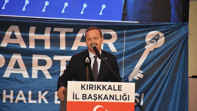 Ağıralioğlu, Kırıkkale'de partililerle buluştu