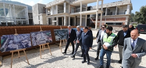 Hatay Valisi Mustafa Masatlı, Arkeoloji Müzesi'nde incelemelerde bulundu