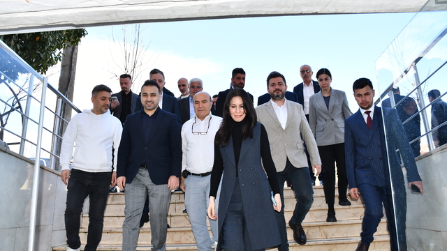 AK Parti Samsun Milletvekili Karaaslan, Vezirköprü'de ziyaretlerde bulundu