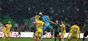 Sakaryaspor-İstanbulspor: 2-2