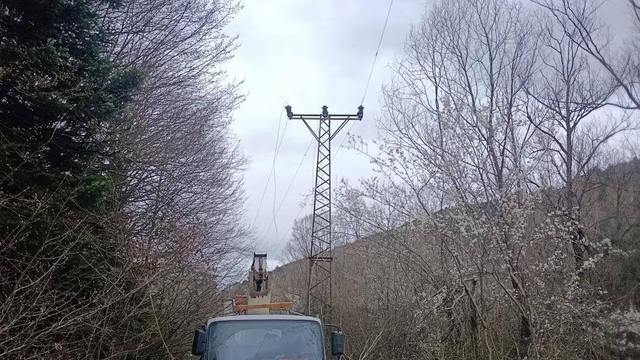 Bilecik'te elektrik akımına kapılan işçi ağır yaralandı