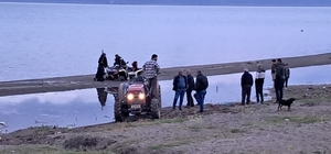 İznik'te ATV kuma saplandı, vatandaşlar seferber oldu