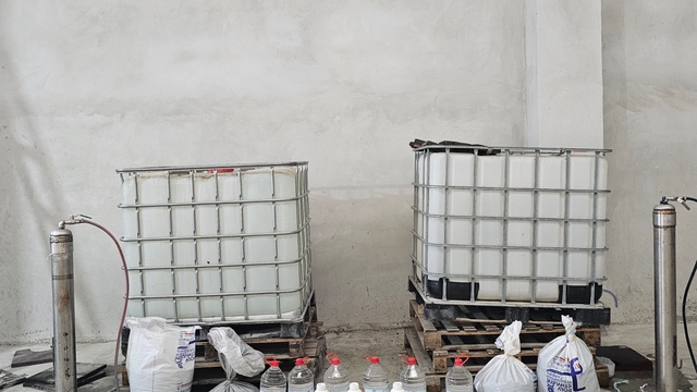 Adana'da sahte alkol operasyonu: 1 ton etil alkol ele geçirildi