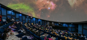 Mercan Bilim Merkezi planetaryumu çocukları evrenle buluşturuyor