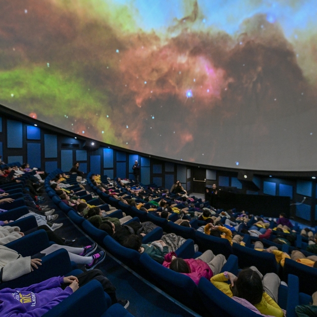 Mercan Bilim Merkezi planetaryumu çocukları evrenle buluşturuyor