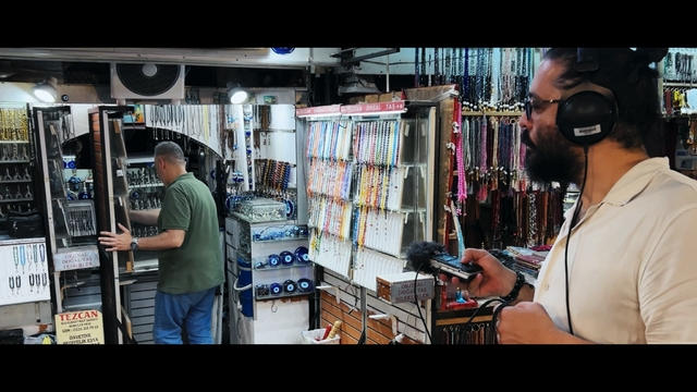 İzmir'i dinleyen film: Kıyının Sesi
Sokaklardan dalgalara: İzmir'in sesi belgesel oldu