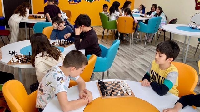 Menteşe'de hamle sırası gençlerde