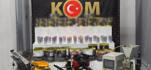 Isparta’da kaçakçılık operasyonunda binlerce kaçak ürün ele geçirildi