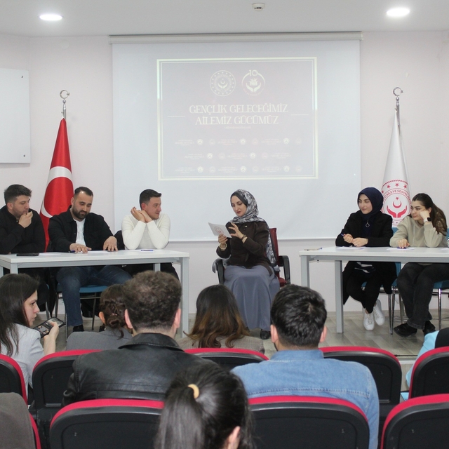 Bayburt'ta genç çiftlere yönelik aile temalı etkinlik düzenlendi