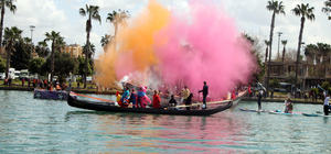 Portakal Çiçeği Karnavalı’nda ‘su korteji’ renkli görüntülere sahne oldu