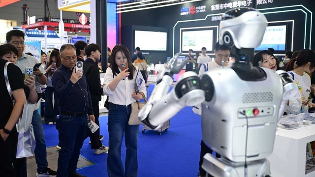 Bursa makine sektörü temsilcileri ITES China Fuarı'na çıkarma yaptı