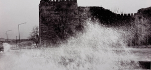 SANKO Sanat Galerisinde fotoğraf sergisi açıldı Işın Özkan: "fotoğraf sanatı benim için yalnızca bir ifade biçimi değil, aynı zamanda bir bakma ve görme pratiği" Celalettin Tecimer: "değişken hava şartlarında objelerin ve dokuların ışığın etkisiyle ifadelerindeki zenginlik benim çalışma alanım oldu"