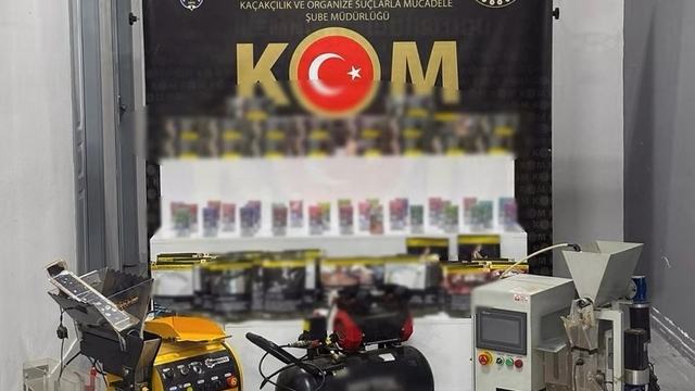 Isparta'da kaçakçılık operasyonunda binlerce kaçak ürün ele geçirildi