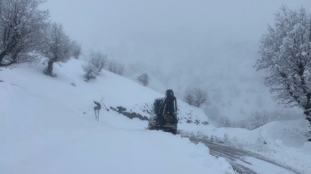 Batman'da kapalı olan ilçeler arası yol ulaşıma açıldı