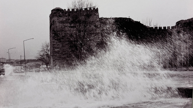 SANKO Sanat Galerisinde fotoğraf sergisi açıldı
Işın Özkan: "fotoğraf sanatı benim için yalnızca bir ifade biçimi değil, aynı zamanda bir bakma ve görme pratiği"
Celalettin Tecimer: "değişken hava şartlarında objelerin ve dokuların ışığın etkisiyle ifadelerindeki zenginlik benim çalışma alanım oldu"