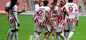 Trendyol Süper Lig: Samsunspor: 1 - Konyaspor: 1 (İlk yarı)