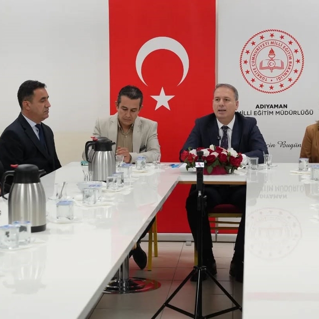 İl Milli Eğitim Müdürü Tosun, öğretmenlerle buluştu