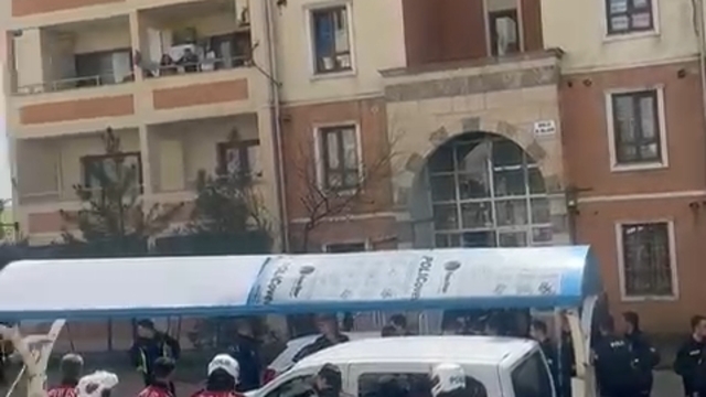 Sitede aidat kavgası; 4 yaralı