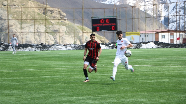 Hakkari Zapspor, konuk ettiği Şırnak Petrol Spor ile berabere kaldı