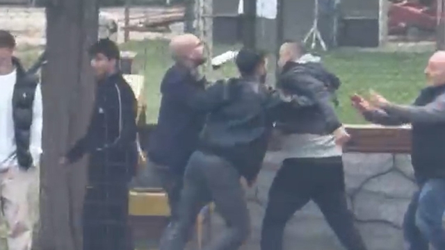 Kocaeli'de kadın hakeme saldırı girişimi kamerada