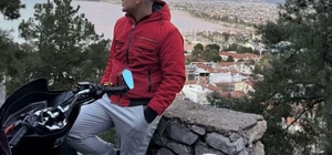 Otomobille çarpışan motosikletin sürücüsü öldü