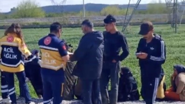 Osmaniye'de işçi servisi ile minibüs çarpıştı: 3 yaralı