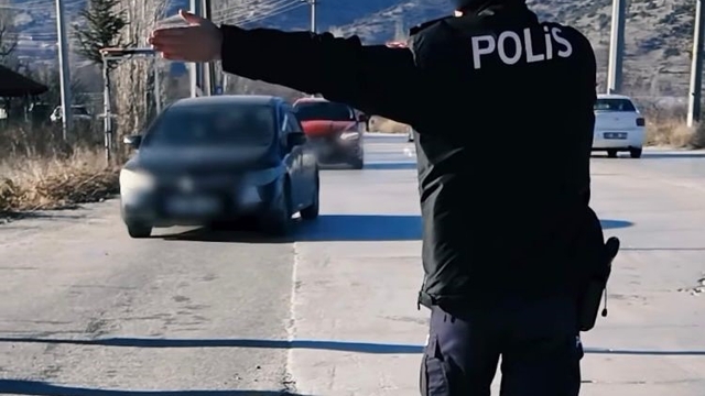 Isparta'da 1 haftalık denetimlerde 24 aranan şahıs yakalandı