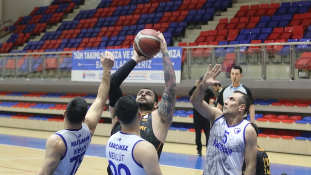 Karabük Demir Kartal, sahasında Galatasaray'a mağlup oldu