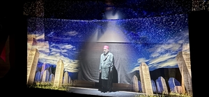 Türkiye turnesindeki "Firavunla Yüz Yüze" tiyatro oyunu, Kırşehir'de sahnelendi