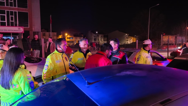 Bursa'da zincirleme kaza sonrası yaralılar ekiplere direndi