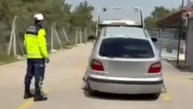 Adana'da "makas atan" sürücü yakalandı