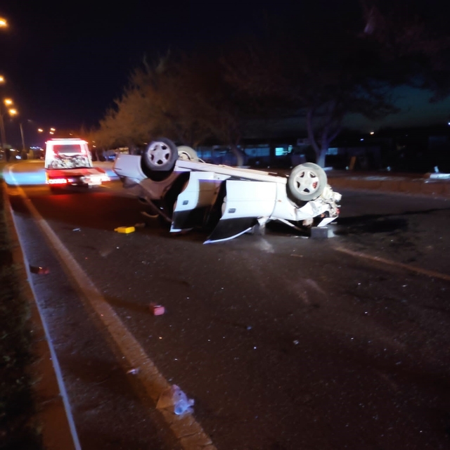 Şanlıurfa'da otomobiller çarpıştı: 2 ölü, 5 yaralı
