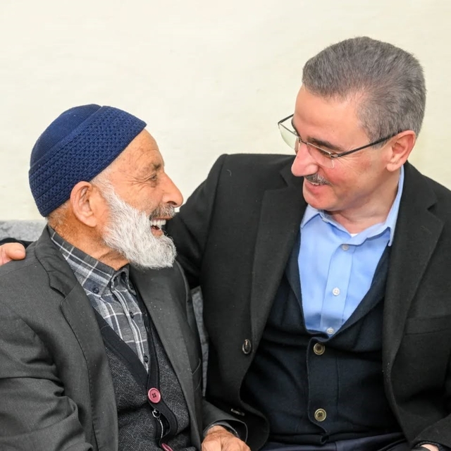 Vali Aydın Baruş ve eşinden vefa ziyaretleri