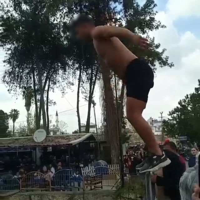 Şelalede suya atlayan kişiye ceza