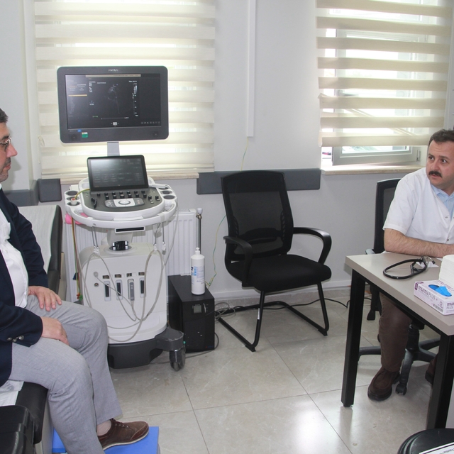 Ameliyatsız, stentsiz tedavi: Kalp damarları ilaç kaplı balonla açıldı