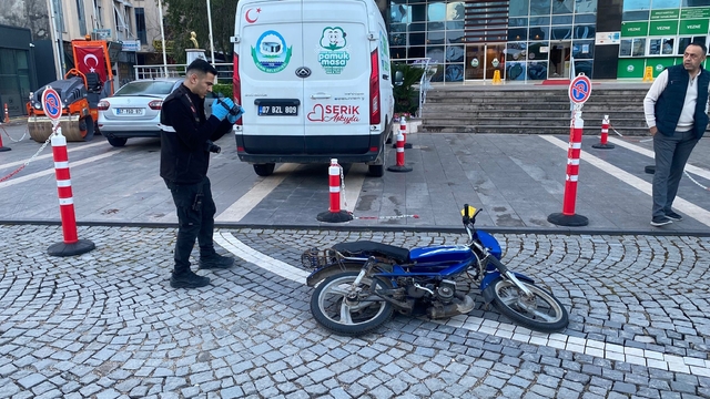 Elindeki pompalı tüfekle belediye binasına ateş açtı
Olayın ardından kaçan şüpheli gözaltına alındı