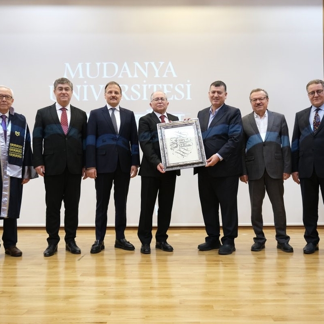 Mudanya Üniversitesi'nde yeni rektör Prof. Dr. Ahmet Kesik oldu