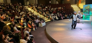 Darıca'da çocuklar hafta sonunu tiyatroyla değerlendiriyor