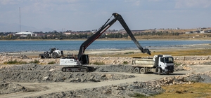 Van Gölü'nde 2 milyon 86 bin metreküp dip çamuru temizlendi
