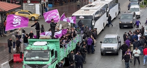 Amatör maçta ilginç görüntüler: Taraftarlar kamyon kasasında maça gitti