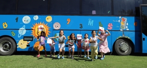 Nazilli’de çocuklara özel Mobil Oyun Otobüsü mahalle mahalle geziyor