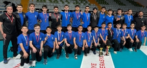 Bursa voleyboluna İnegöl Belediyespor imzası