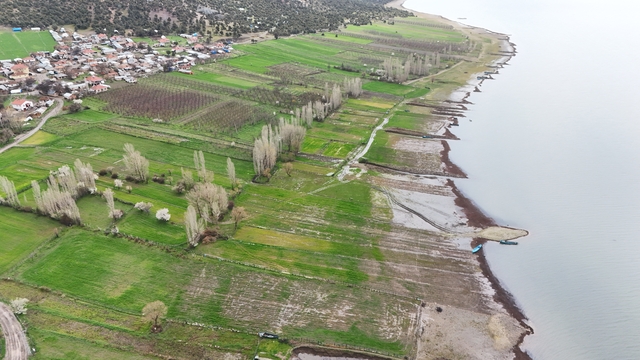 Kuraklıktan etkilenen Mada Adası'nda yağışlar su seviyesini yükseltti