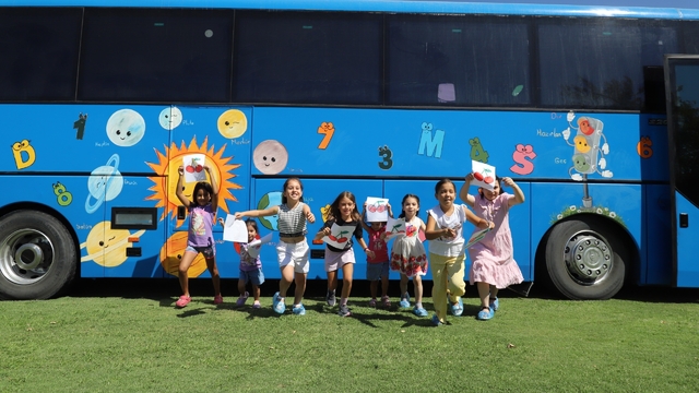 Nazilli'de çocuklara özel Mobil Oyun Otobüsü mahalle mahalle geziyor