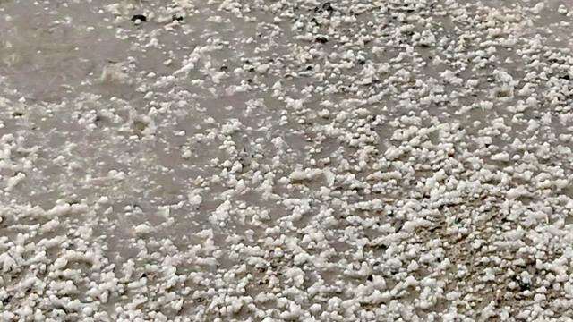 Batman'da dolu etrafı beyaza bürüdü