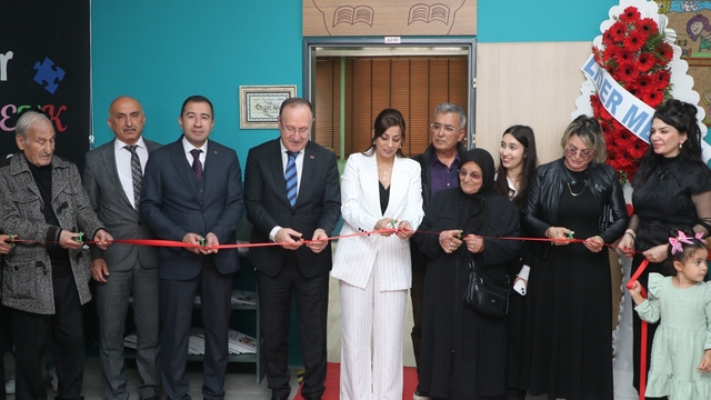 Suzan Teyze'nin adı Dede Korkut'ta kütüphaneye verildi