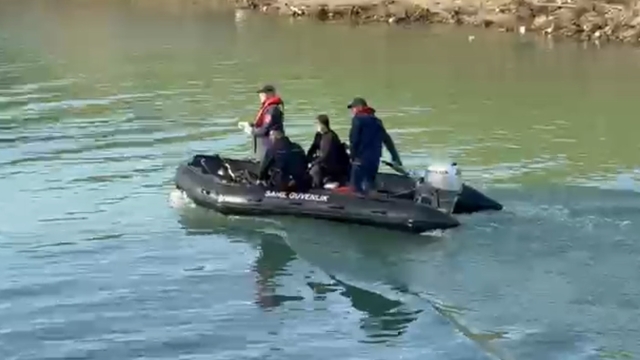 Berdan Çayı'nda kaybolan Batu'yu arama çalışmaları 3'üncü gününde