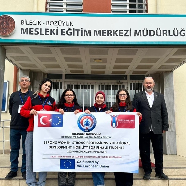 Bozüyük'ten Avrupa'ya mesleki yolculuk, öğrenciler Bremen'e uğurlandı