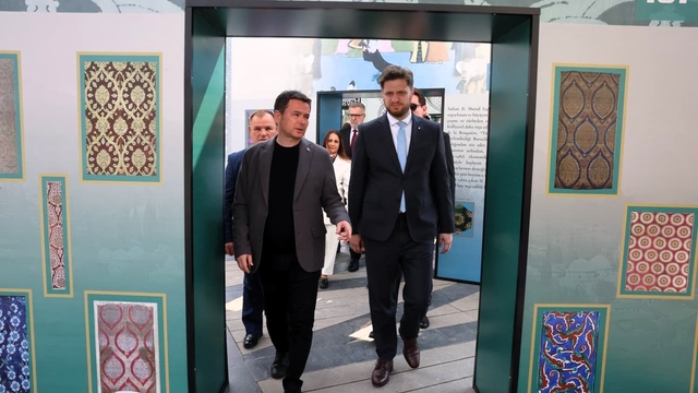 Bursa'nın fethinin 700. yıl etkinlikleri kardeşlik köprülerini güçlendirdi
Kardeş şehirlerden başkan Aydın'a ziyaret
Kardeş şehirler Bursa'nın 700 yıllık tarihine yolculuk yaptı