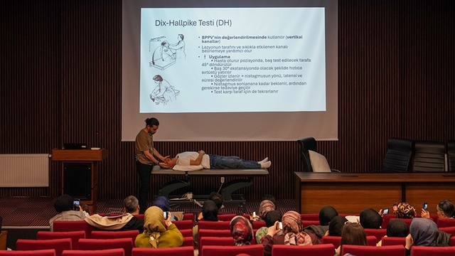 ETÜ'de fizyoterapi ve rehabilitasyon alanındaki güncel yaklaşımlar konuşuldu